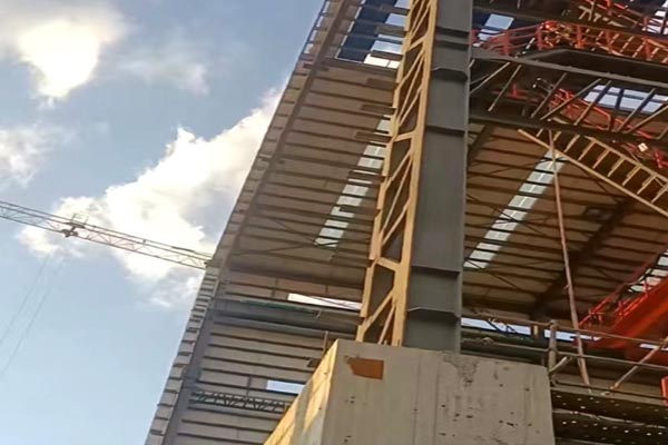 沈陽腳手架搭建過程中如何預防腳手架事故的發(fā)生？